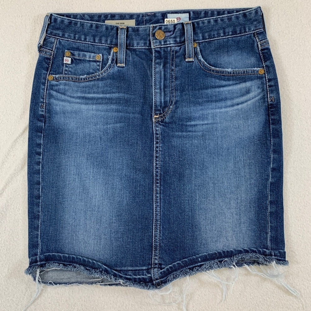 AG Adriano Goldschmied The Erin Pencil Denim Skirt Women's Size 26‎ Blue Raw Hem